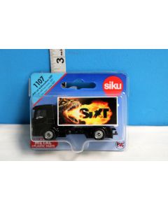 1:87 TRUCK WITH BOX BODY 'SIXT'